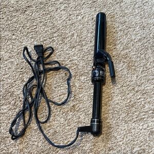Hot Tools 1.25” Curling Iron